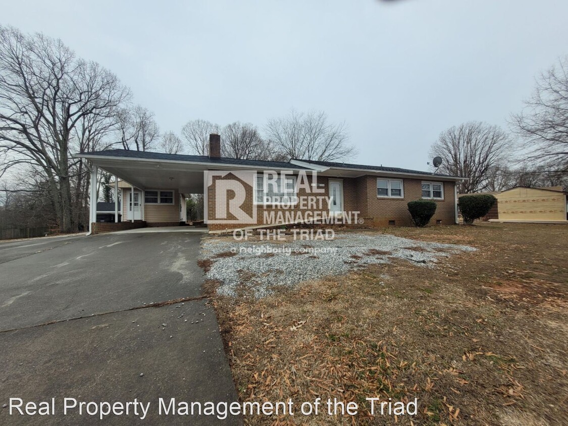 Primary Photo - 3 br, 1.5 bath House - 2646 Reynolds Park ...