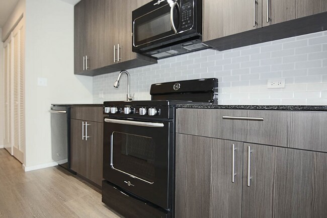 Foto del edificio - 1212 N Wells St