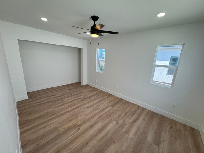 Foto del edificio - 4107 Shirley Ave