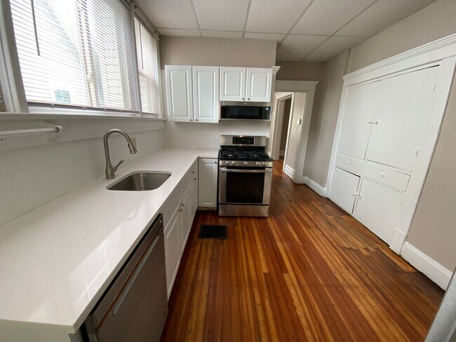 Foto del edificio - 149 W Norwich Ave