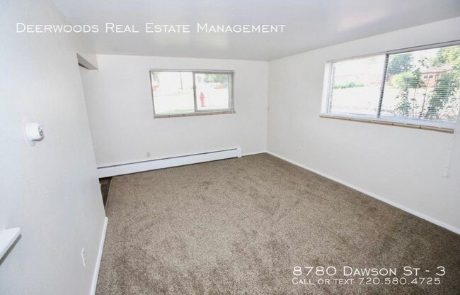 Foto del edificio - 8780 Dawson St