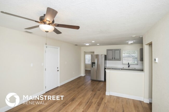 Building Photo - 1286 Hollywood Dr