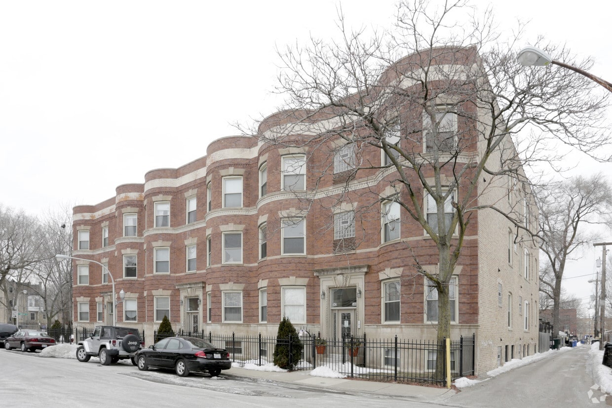 Primary Photo - 4347-4349 S Forrestville Ave