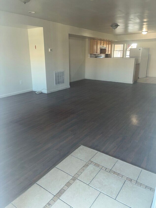 Foto principal - 3703 Edmondson Ave