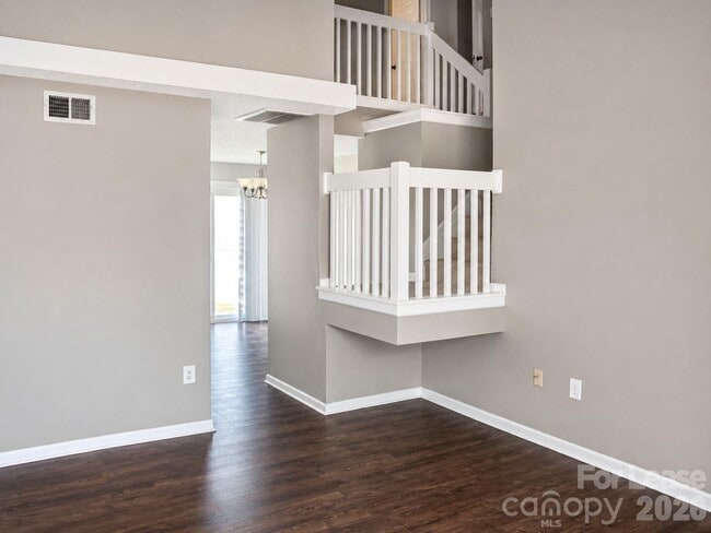Building Photo - 12172 Bottlebrush Pl