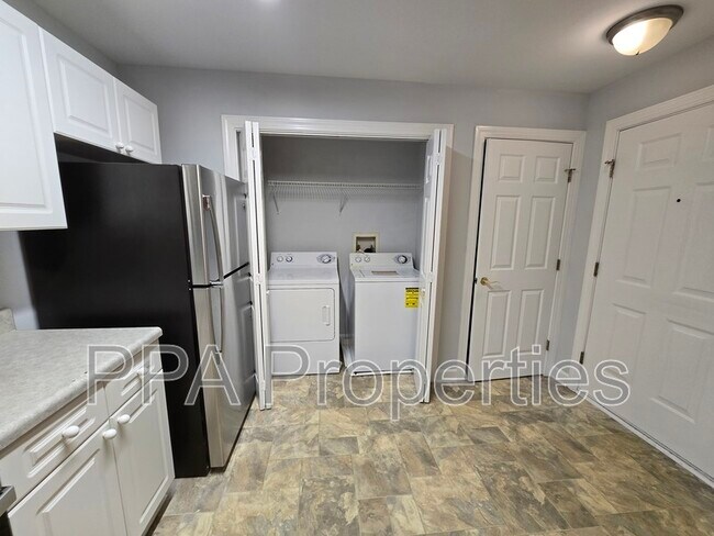 Photo - 929 Morreene Rd Apartment