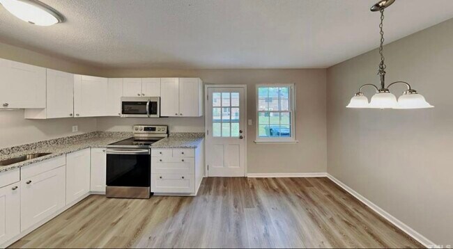 Foto del edificio - 1002 Willow Dr