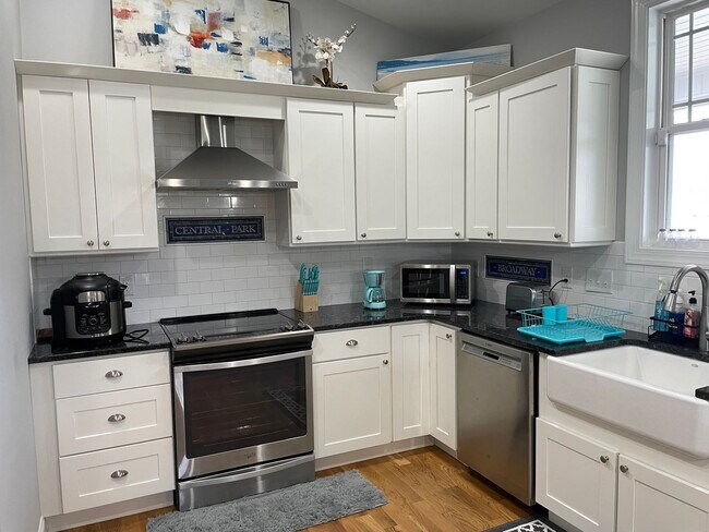 Foto del edificio - OFF-SEASON MONTHLY RENTAL - ESCAPE THE WINTER MONTHS!!!