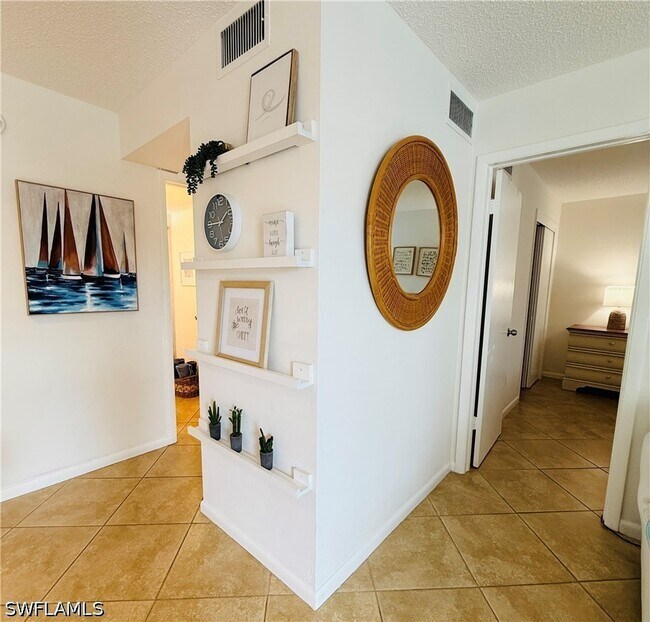 Foto del edificio - 3250 10th St N