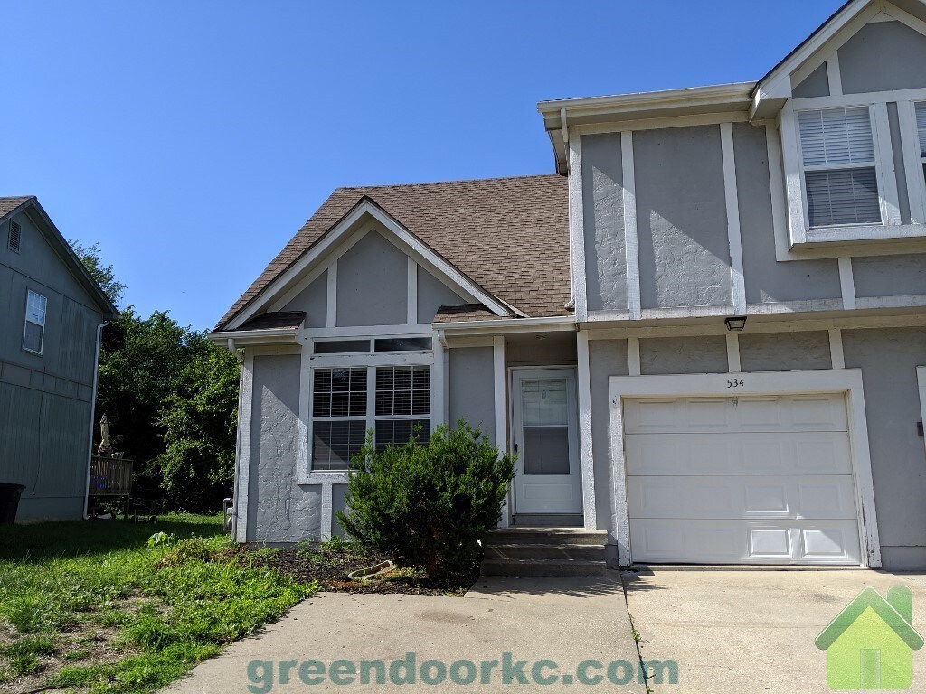 534 Ln, Belton, MO 64012 Townhome Rentals in Belton MO