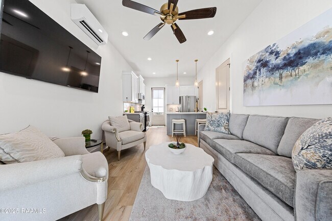 Foto del edificio - 206 Steiner Oaks