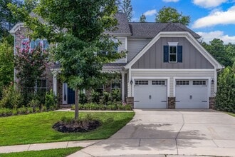 Building Photo - 2083 Brightflower Ln