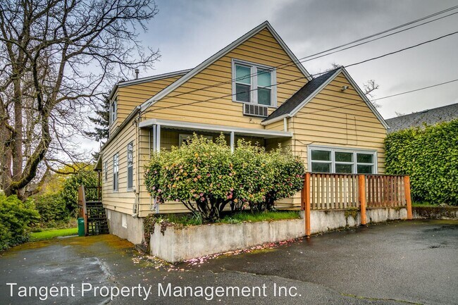 Foto del edificio - 6315 E Burnside St