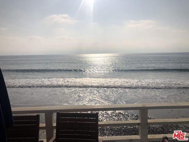 Foto del edificio - 43300 Pacific Coast Hwy