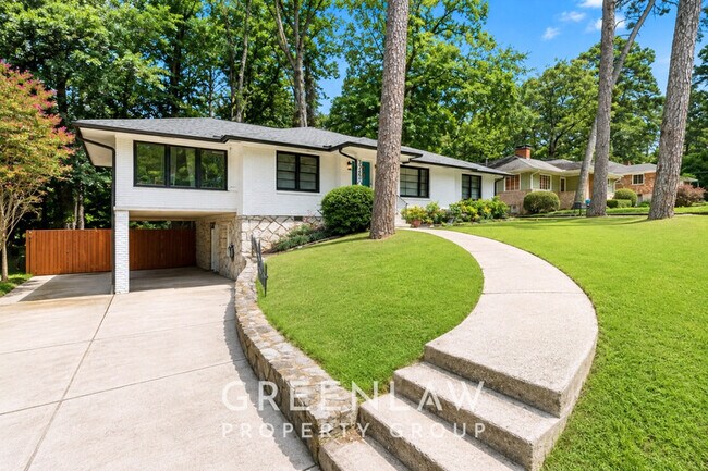 Building Photo - 3250 Wynn Dr