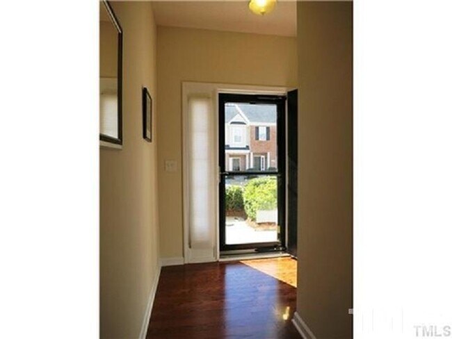 Foto del edificio - 111 Fanwood Ct