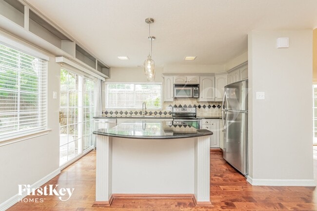 Foto del edificio - 2014 Greencove Dr