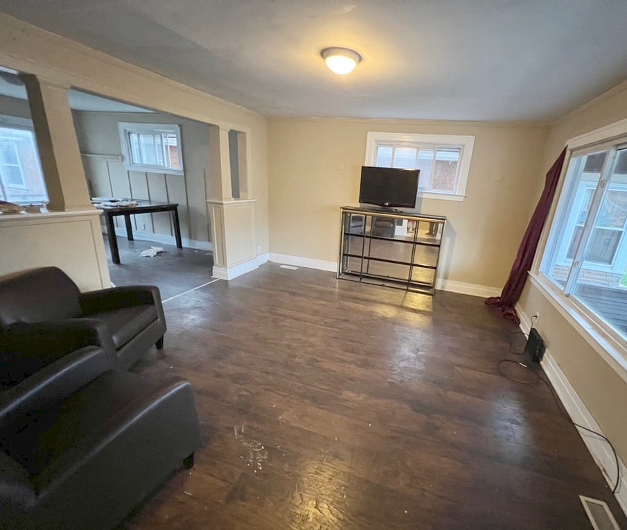 27130 New York St, Inkster, MI 48141 House Rental in Inkster, MI