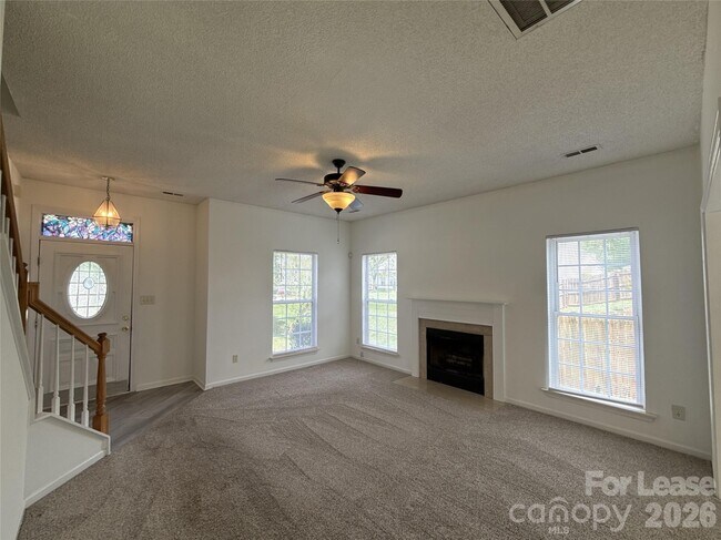 Foto del edificio - 10218 Ridgewell Ct