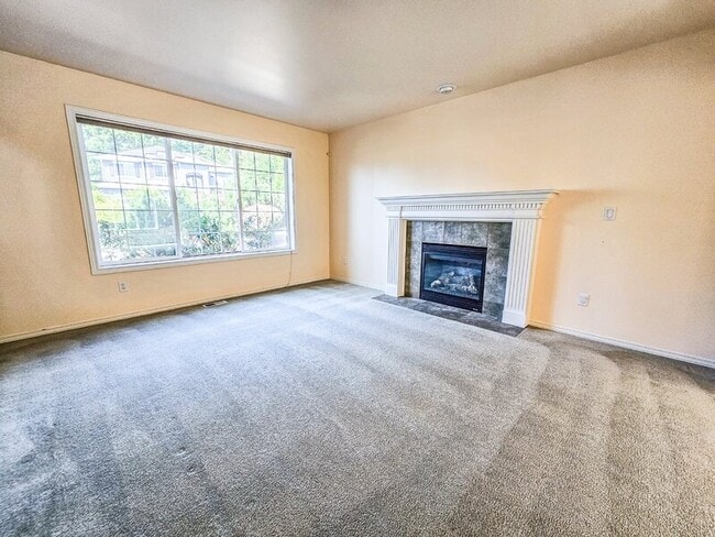 Building Photo - 4424 239th Pl SE