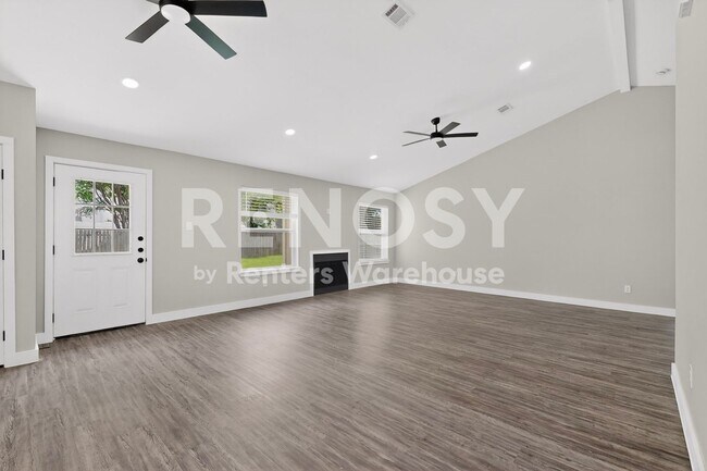 Building Photo - Complete Refreshed Move In Ready in Rowlett
