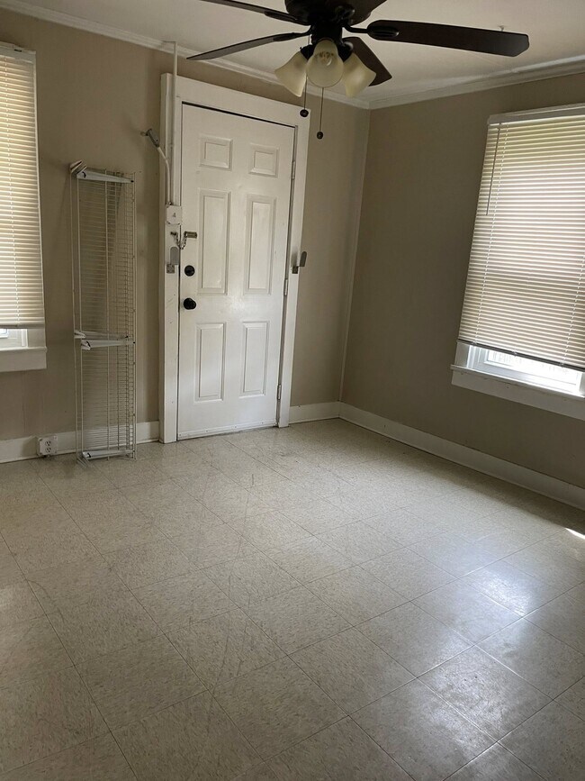 Foto del edificio - 400 Lamar St