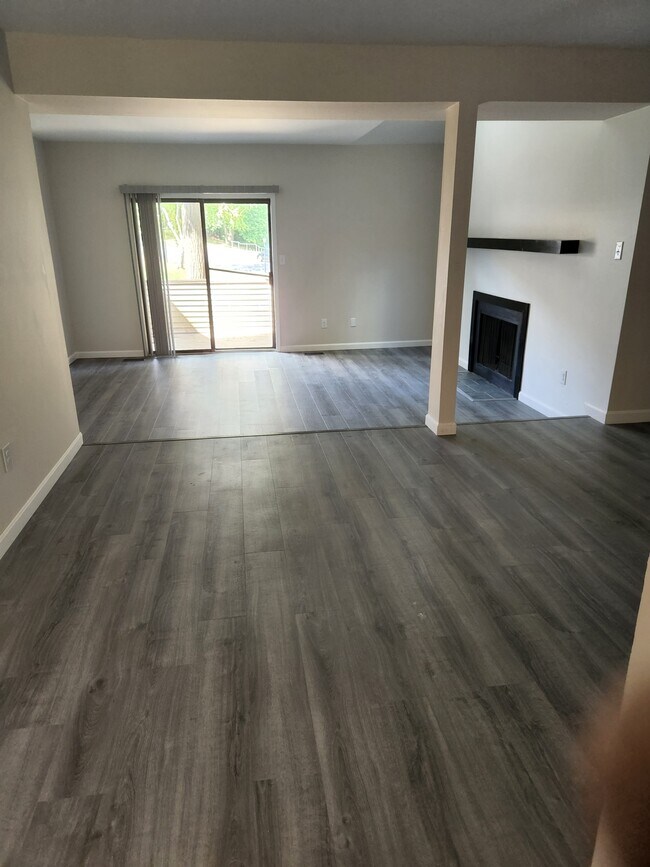 Dining Room, Living Room - 279 Cottonwood Rd