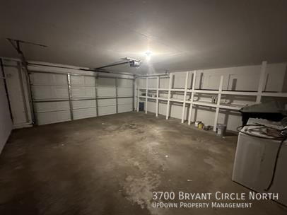 Building Photo - 3700 Bryant Cir