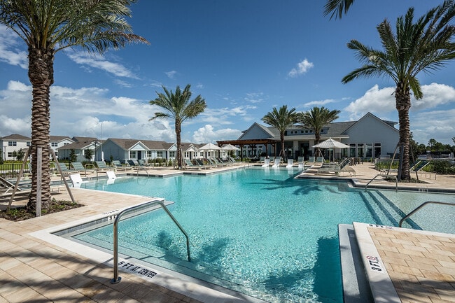 Building Photo - Abrazo at Four Corners