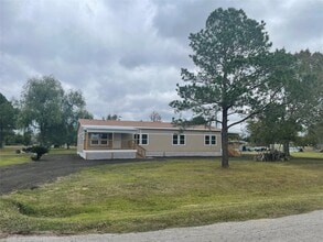 Building Photo - 2210 Arapahoe Dr