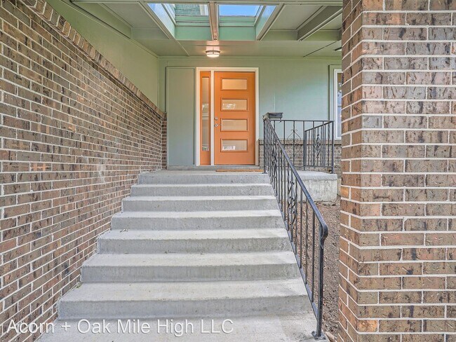 Building Photo - 4 br, 2.5 bath House - 7604 E Novaro Pl