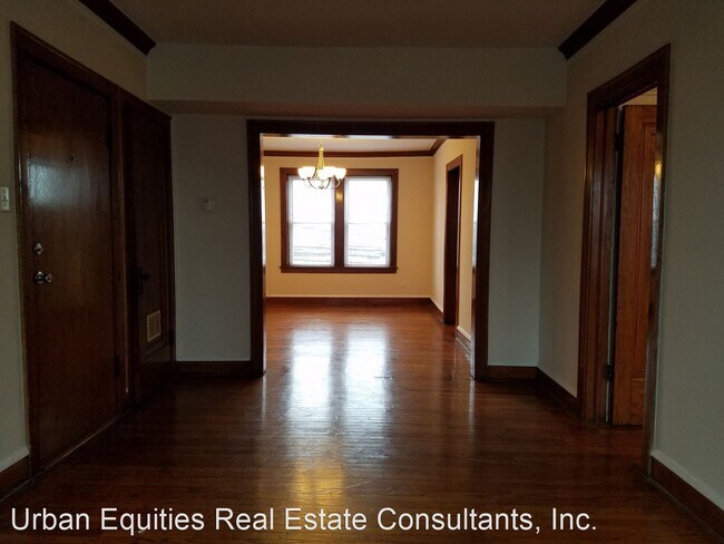 Building Photo - 1501 N Kolin Ave