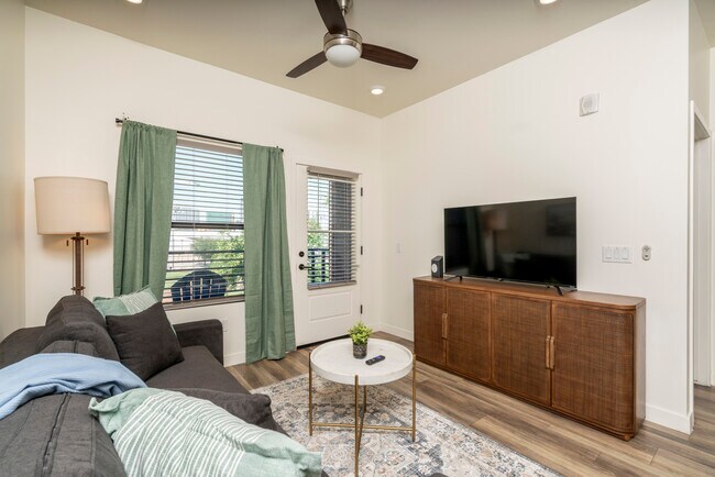 Foto del edificio - 475 N 9th St