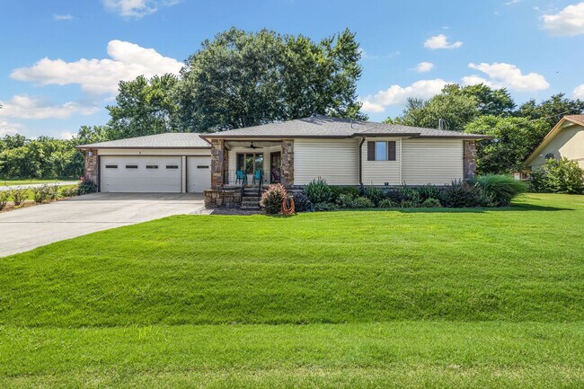 Building Photo - 1 Scotsdale Pl