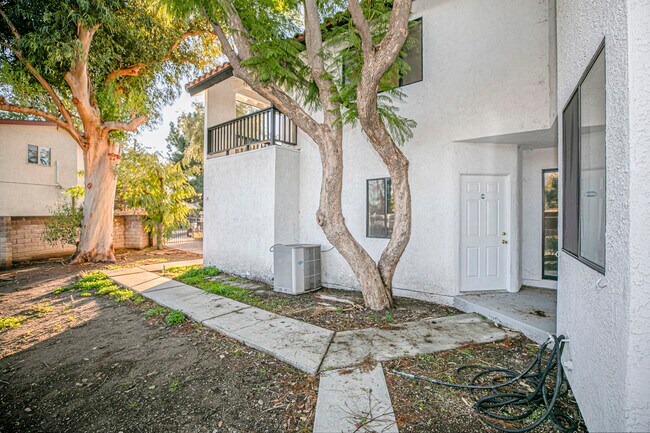Foto del edificio - 11444 Odessa Ave