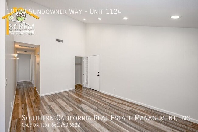 Foto del edificio - 18120 Sundowner Way