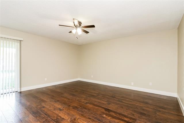 Building Photo - 357 SW Rand Dr