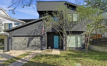 Building Photo - 904 Catalpa St