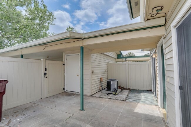 Photo - 1724 Townhall Ln Townhome