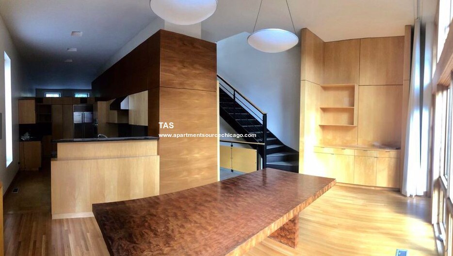 Foto principal - 1357 N Wells St