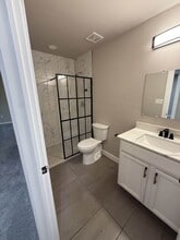 Building Photo - 7207 E Meadow Bend Dr