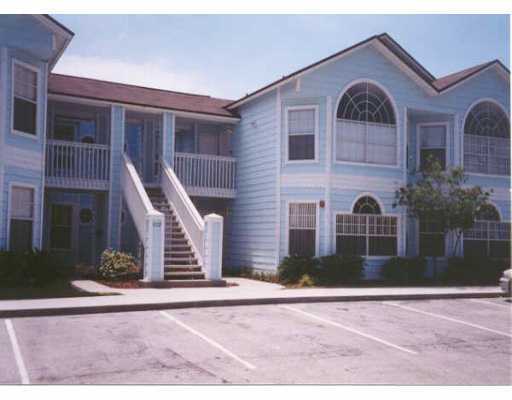 Foto del edificio - 8710 Rain Forest Pl
