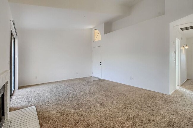 Building Photo - 5236 W Peoria Ave