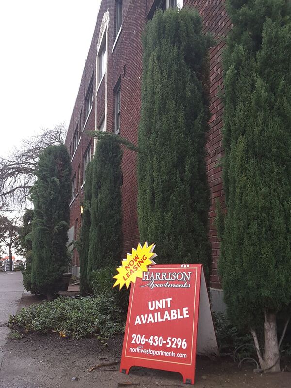 Primary Photo - 316 E Harrison St