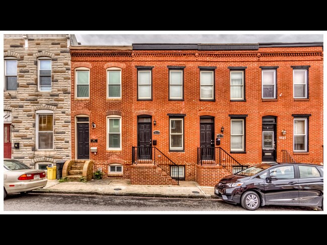 Building Photo - 1817 Light St