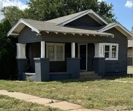 Building Photo - 1310 S Jefferson St