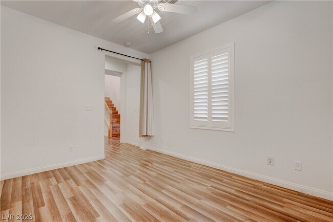 Building Photo - 985 Noah Valley St