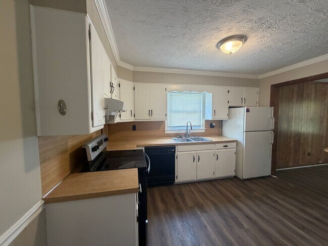 Foto del edificio - 2 Bed 1 Bath Home