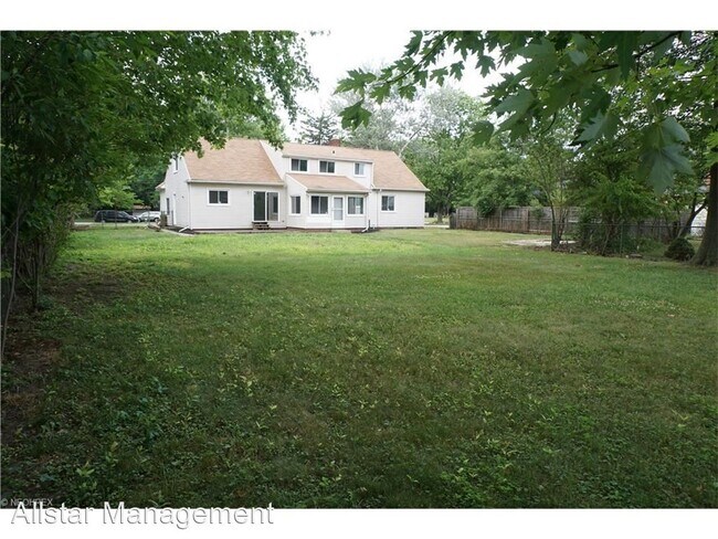 Building Photo - 4 br, 2 bath House - 24121 Center Ridge Rd