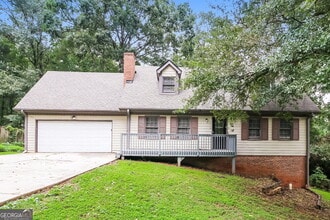 Building Photo - 672 Almand Branch Rd SE